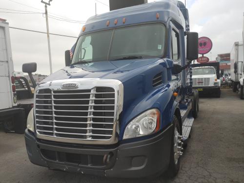 2012 FREIGHTLINER CASCADIA MID-ROOF 