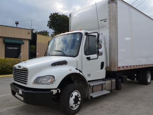 2018 FREIGHTLINER M2-106 18FT BOX WITH LIFT GATE