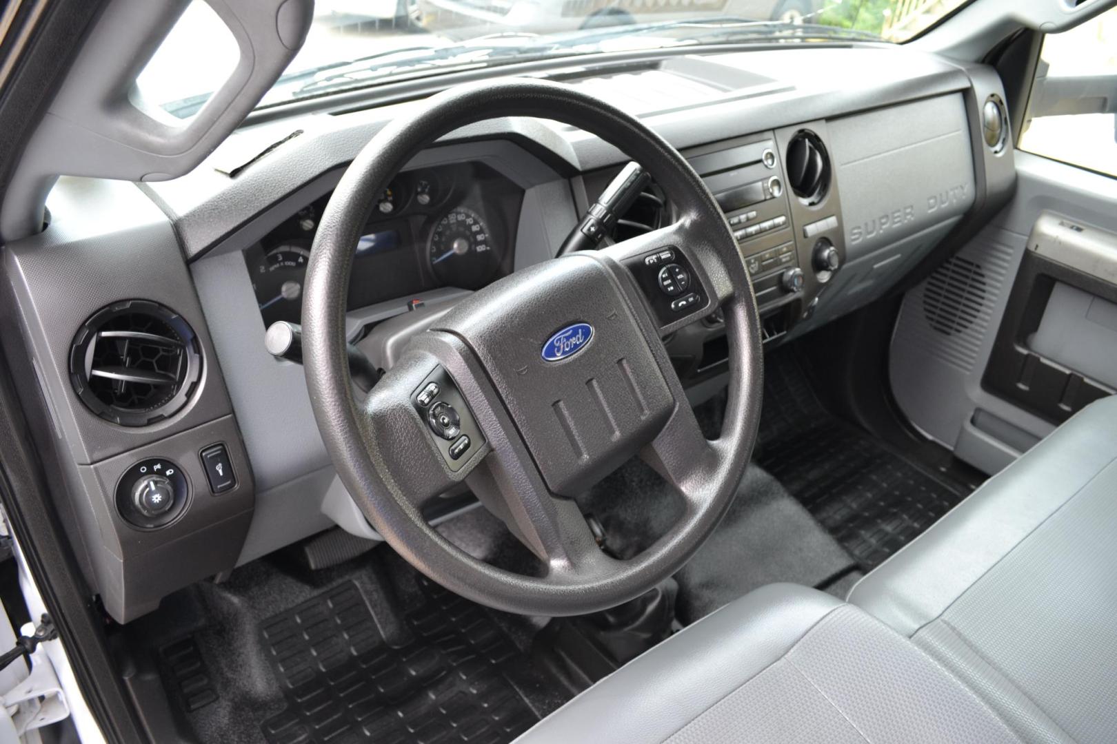 2017 WHITE /GRAY Ford F650 with an TRITON 6.8L V10 320HP engine, TORQSHIFT 6SPD AUTOMATIC transmission, located at 9172 North Fwy, Houston, TX, 77037, (713) 910-6868, 29.887470, -95.411903 - Photo#14