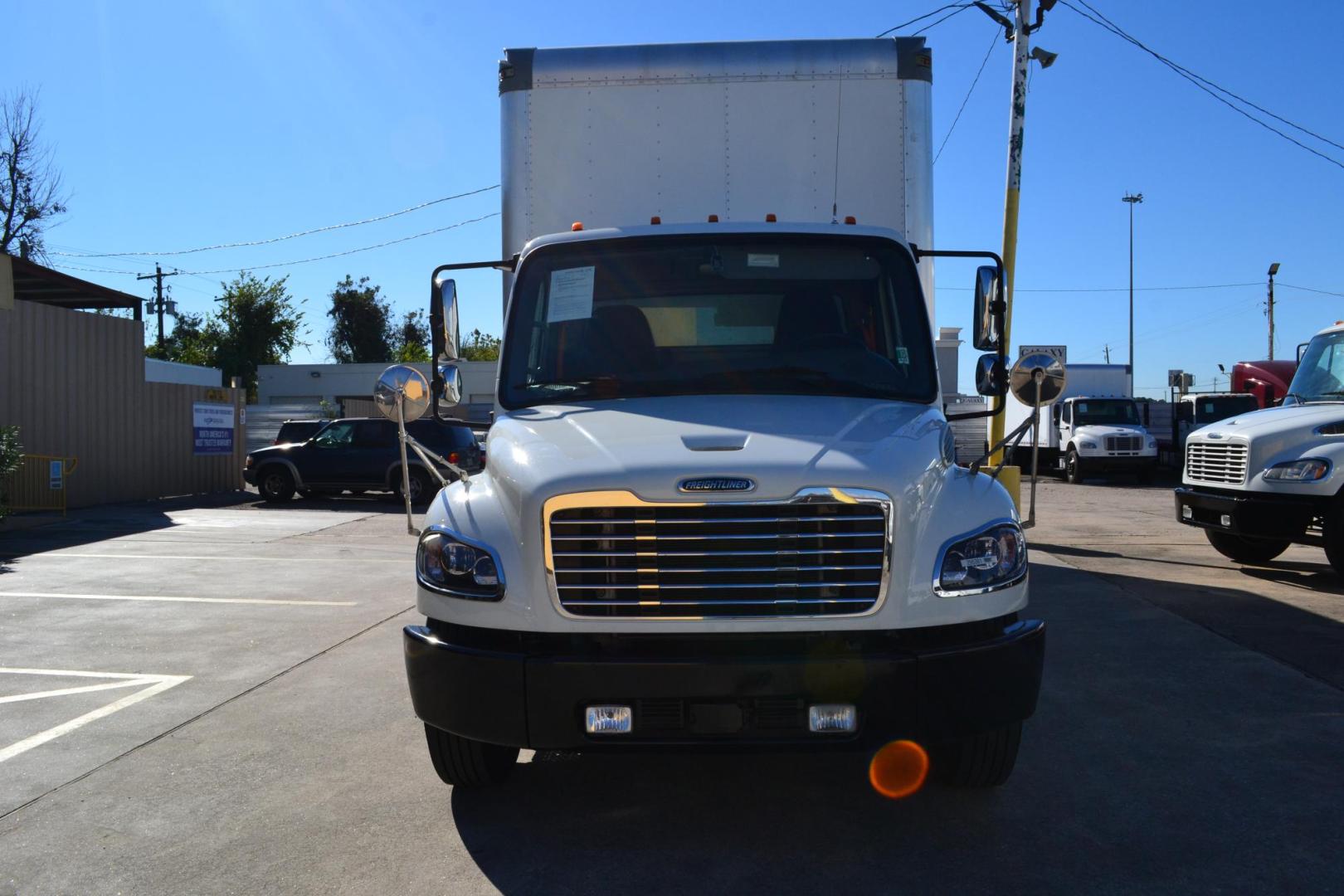 2021 WHITE /BLACK FREIGHTLINER M2-106 with an CUMMINS B6.7L 260HP engine, ALLISON 2100RDS AUTOMATIC transmission, located at 9172 North Fwy, Houston, TX, 77037, (713) 910-6868, 29.887470, -95.411903 - Photo#1