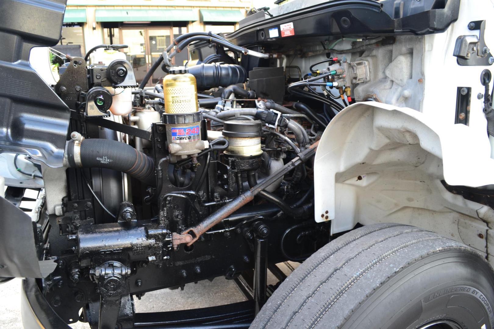 2020 WHITE /BLACK HINO 268 with an JO8E-WU 8.0L 230HP engine, ALLISON 2200HS AUTOMATIC transmission, located at 9172 North Fwy, Houston, TX, 77037, (713) 910-6868, 29.887470, -95.411903 - Photo#9