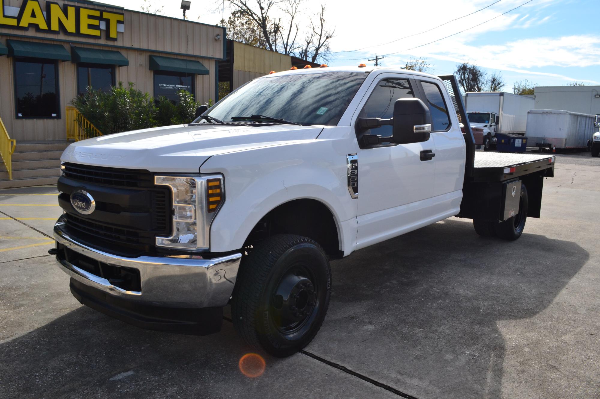 photo of 2019 FORD F-350 9FT FLATBED 