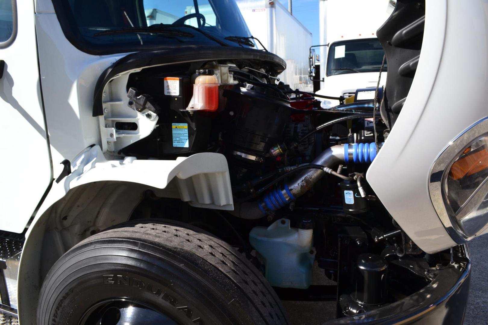 2019 WHITE /BLACK FREIGHTLINER M2-106 (3ALACWFC9KD) with an CUMMINS B6.7L 240HP engine, ALLISON 2500RDS AUTOMATIC transmission, located at 9172 North Fwy, Houston, TX, 77037, (713) 910-6868, 29.887470, -95.411903 - Photo#20
