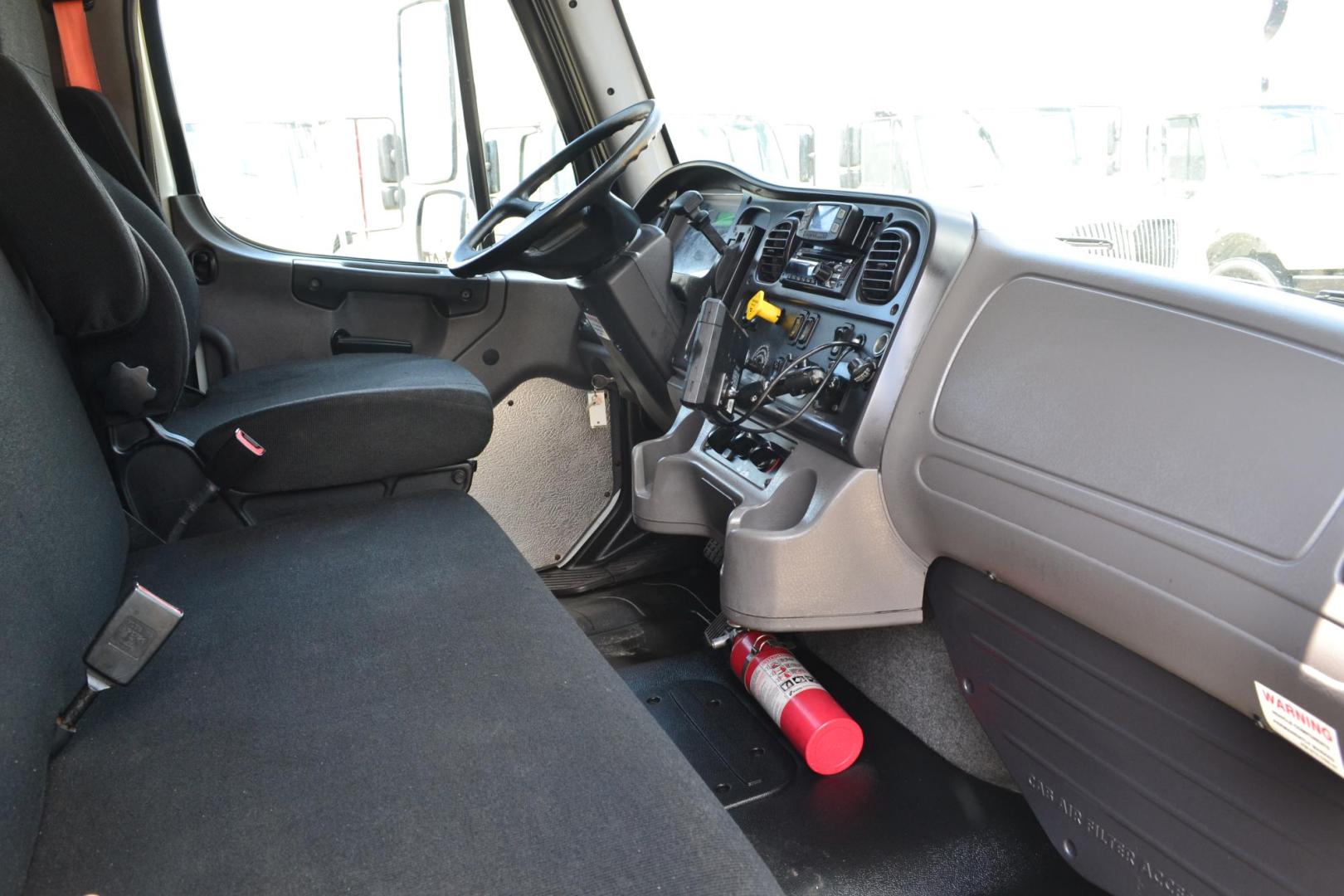 2018 WHITE /BLACK FREIGHTLINER M2-106 (3ALACWFC8JD) with an CUMMINS ISB 6.7L 240HP engine, ALLISON 2500RDS AUTOMATIC transmission, located at 9172 North Fwy, Houston, TX, 77037, (713) 910-6868, 29.887470, -95.411903 - Photo#11