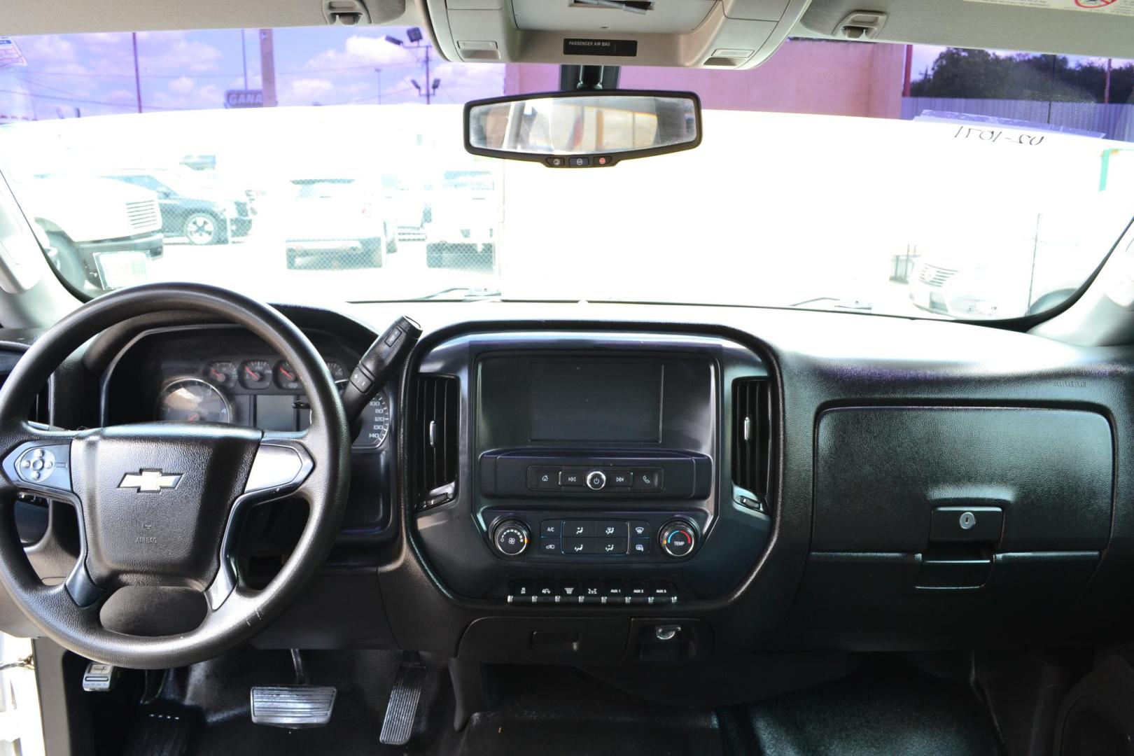 2019 WHITE /BLACK CHEVROLET 5500 (1HTKHPVK7KH) with an DURAMX 6.6 L TURBO DIESEL engine, ALLISON 6 SPD AUTOMATIC transmission, located at 9172 North Fwy, Houston, TX, 77037, (713) 910-6868, 29.887470, -95.411903 - Photo#10