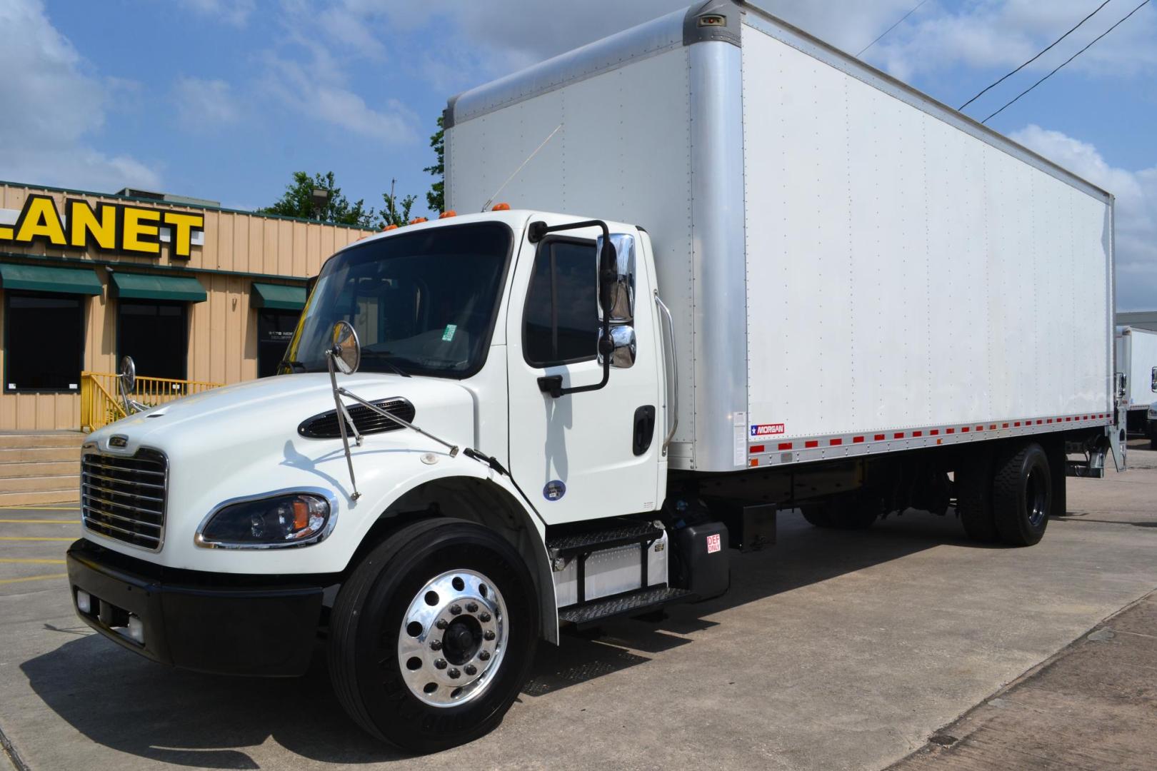 2021 WHITE /BLACK FREIGHTLINER M2-106 (3ALACWFCOMD) with an CUMMINS B6.7L 260HP engine, ALLISON 2100RDS AUTOMATIC transmission, located at 9172 North Fwy, Houston, TX, 77037, (713) 910-6868, 29.887470, -95.411903 - 26,000 LB GVWR NON CDL , MORGAN 26 FT BOX, HEIGHT 103" X WIDTH 102", 3,000 LB ALUMINUM LIFT GATE, AIR RIDE SUSPENSION, EXHAUST BRAKE, 100 GALLON FUEL TANK, POWER WINDOWS, LOCKS AND MIRRORS, COLLISION MITIGATION/ LANE ASSIST, ALUMINUM WHEELS, FOG LAMPS - Photo#0