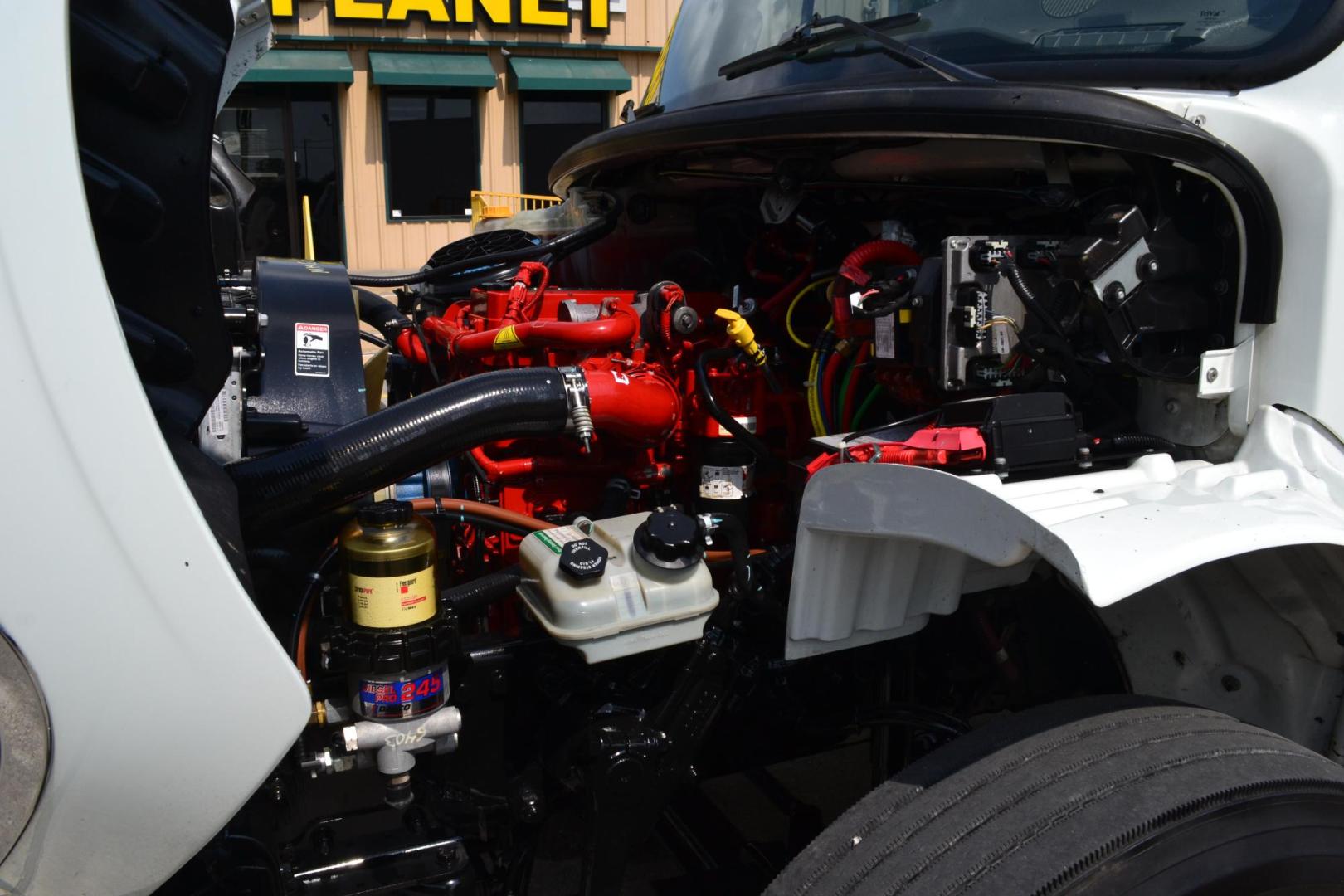 2021 WHITE /BLACK FREIGHTLINER M2-106 (3ALACWFCOMD) with an CUMMINS B6.7L 260HP engine, ALLISON 2100RDS AUTOMATIC transmission, located at 9172 North Fwy, Houston, TX, 77037, (713) 910-6868, 29.887470, -95.411903 - 26,000 LB GVWR NON CDL , MORGAN 26 FT BOX, HEIGHT 103" X WIDTH 102", 3,000 LB ALUMINUM LIFT GATE, AIR RIDE SUSPENSION, EXHAUST BRAKE, 100 GALLON FUEL TANK, POWER WINDOWS, LOCKS AND MIRRORS, COLLISION MITIGATION/ LANE ASSIST, ALUMINUM WHEELS, FOG LAMPS - Photo#18