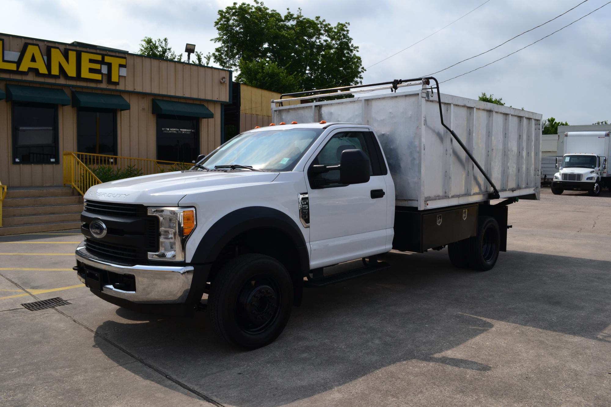 photo of 2017 FORD F-550 SUPER DUTY 13 FT DUMP TRUCK