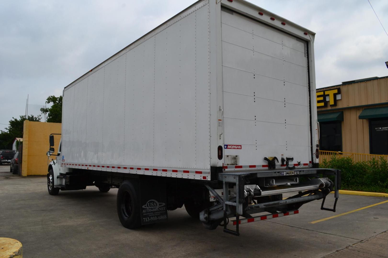 2019 WHITE /BLACK FREIGHTLINER M2-106 (U2-0967) with an CUMMINS B6.7L 240HP engine, ALLISON 2500RDS AUTOMATIC transmission, located at 9172 North Fwy, Houston, TX, 77037, (713) 910-6868, 29.887470, -95.411903 - 26,000 LB GVWR NON CDL, MORGAN 26 FT BOX , HEIGHT 103" X WIDTH 102", MAXON 3,000 LB ALUMINUM LIFT GATE W/ RAMP, AIR RIDE SUSPENSION, ALUMINUM WHEELS, 100 GALLON FUEL TANK, COLLISION MITIGATION W/ LANE ASSIST, POWER WINDOWS AND LOCKS, EXHAUST BRAKE - Photo#6