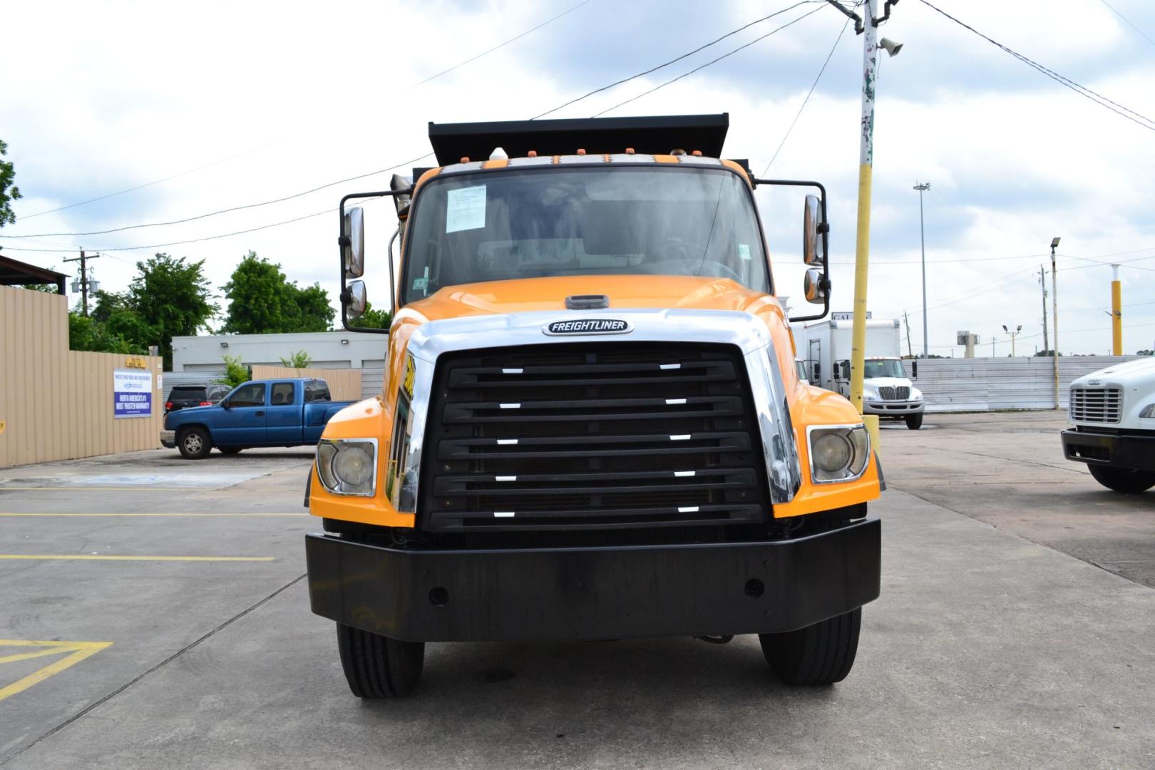 2013 YELLOW /BLACK FREIGHTLINER 114SD (1FVHG3DV4DH) with an DETROIT DD13 12.8L 415HP engine, EATON FULLER 8LL transmission, located at 9172 North Fwy, Houston, TX, 77037, (713) 910-6868, 29.887470, -95.411903 - 16 FT DUMP, 20,000 LB FRONT AXLE, 46,000 LB REAR AXLE, 13,000 LB STEERABLE LIFT AXLE, TWIN STEER FRONT AXLE, FULL LOCKERS , ENGINE BRAKE, ELECTRIC TARP, 100 GALLON FUEL TANK, ALUMINUM / STEEL WHEELS, DOUBLE CHASSIS , COLD A/C - Photo#1