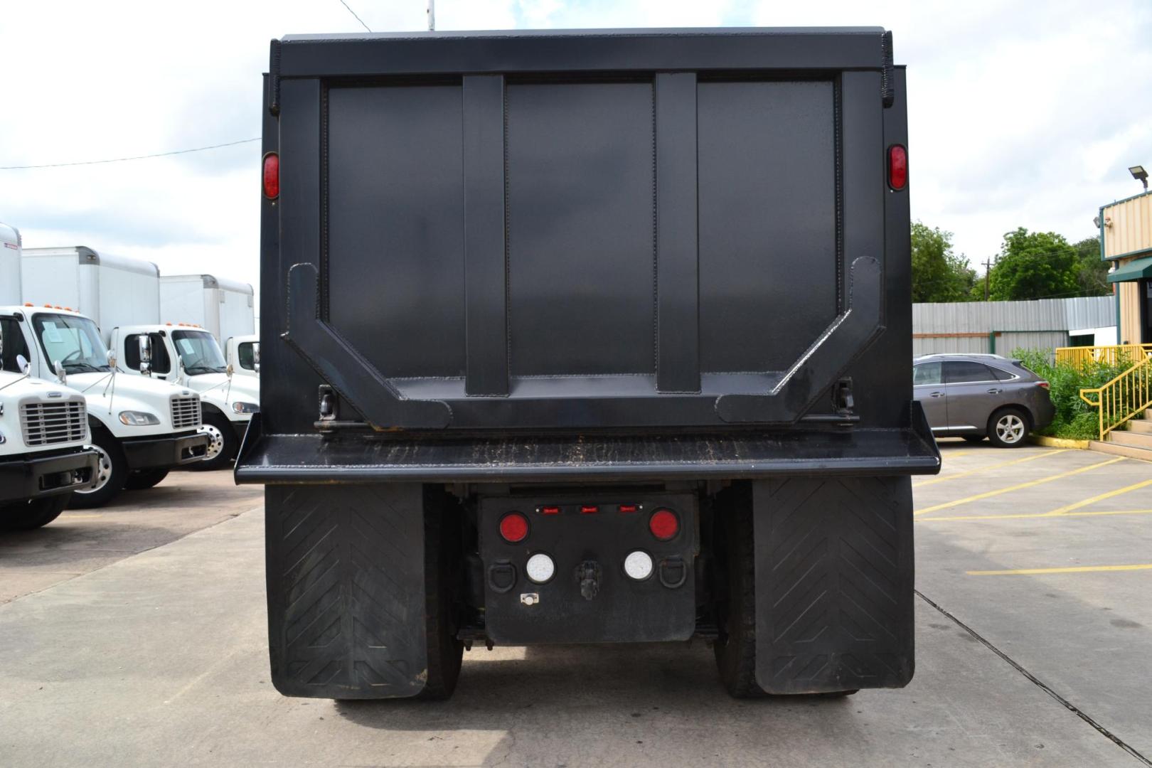 2013 YELLOW /BLACK FREIGHTLINER 114SD (1FVHG3DV4DH) with an DETROIT DD13 12.8L 415HP engine, EATON FULLER 8LL transmission, located at 9172 North Fwy, Houston, TX, 77037, (713) 910-6868, 29.887470, -95.411903 - 16 FT DUMP, 20,000 LB FRONT AXLE, 46,000 LB REAR AXLE, 13,000 LB STEERABLE LIFT AXLE, TWIN STEER FRONT AXLE, FULL LOCKERS , ENGINE BRAKE, ELECTRIC TARP, 100 GALLON FUEL TANK, ALUMINUM / STEEL WHEELS, DOUBLE CHASSIS , COLD A/C - Photo#5