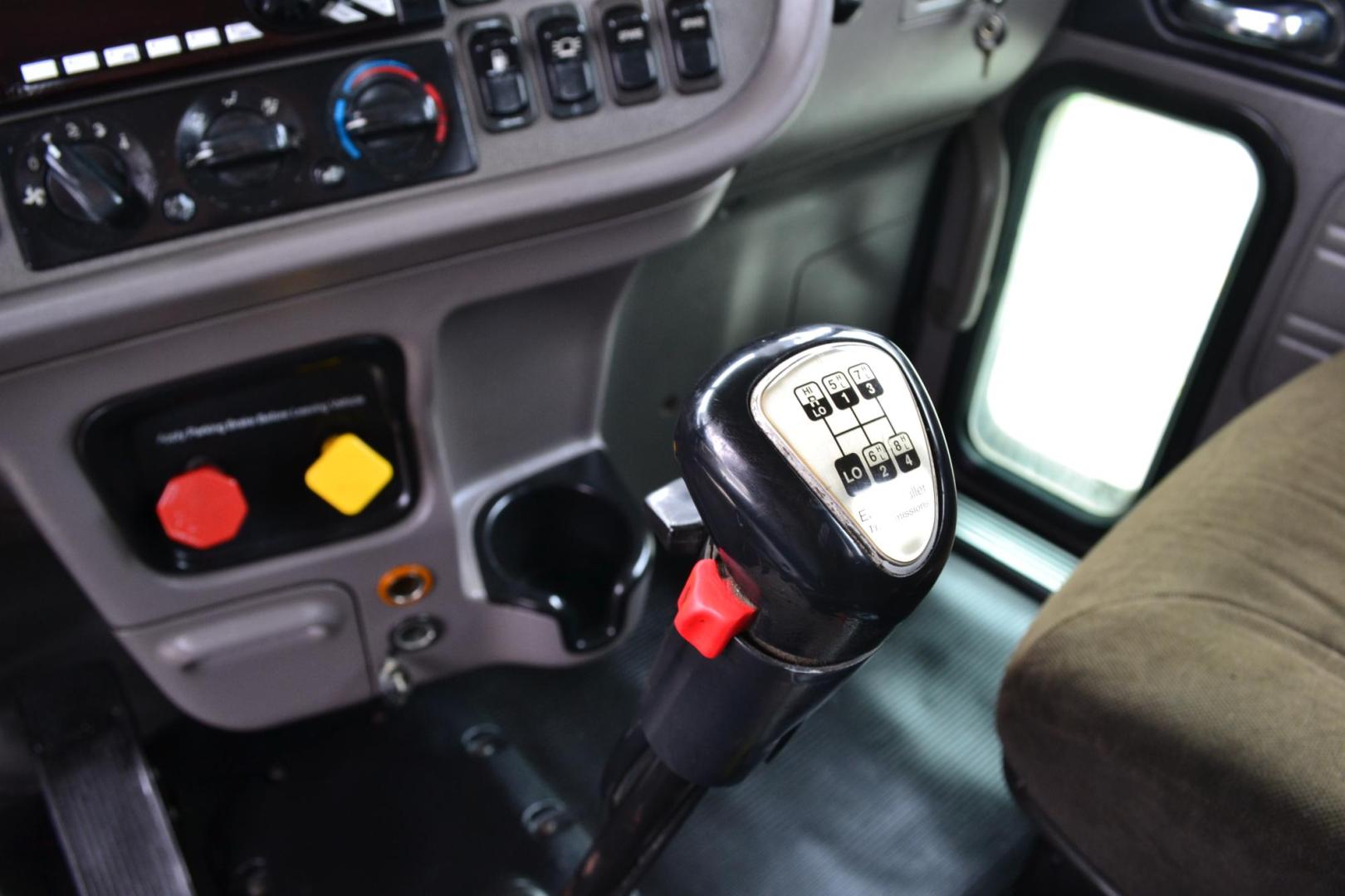 2012 GREEN /BLACK PETERBILT 367 (1XPTD49X3CD) with an CUMMINS X15 14.9L 485 HP engine, 13 SPD MANUAL transmission, located at 9172 North Fwy, Houston, TX, 77037, (713) 910-6868, 29.887470, -95.411903 - 16 FT DUMP BODY, 17 CUBIC YARDS, PETERBILT AIR TRAC SUSPENSION, FULL LOCKERS, ENGINE BRAKE, 12K FRONT , 40K REAR, 13K LIFT AXLE , POWER WINDOWS, LOCKS AND MIRRORS - Photo#19