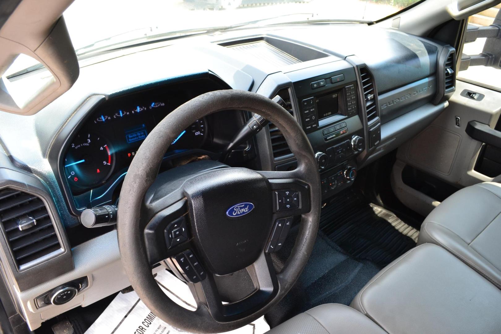 2017 WHITE /BLACK FORD F550 (1FD0W5GT9HE) with an POWERSTROKE 6.7L DIESEL engine, 6SPD AUTOMATIC transmission, located at 9172 North Fwy, Houston, TX, 77037, (713) 910-6868, 29.887470, -95.411903 - 19,500 LB GVWR, 12 FT FLATBED X 96" WIDE, PINTLE HOOK HITCH, 3 X TOOL BOXES, RATIO: 4.88 LIMITED SLIP, WHEELBASE: 203", CREW CAB, POWER WINDOWS , LOCKS & MIRRORS - Photo#15