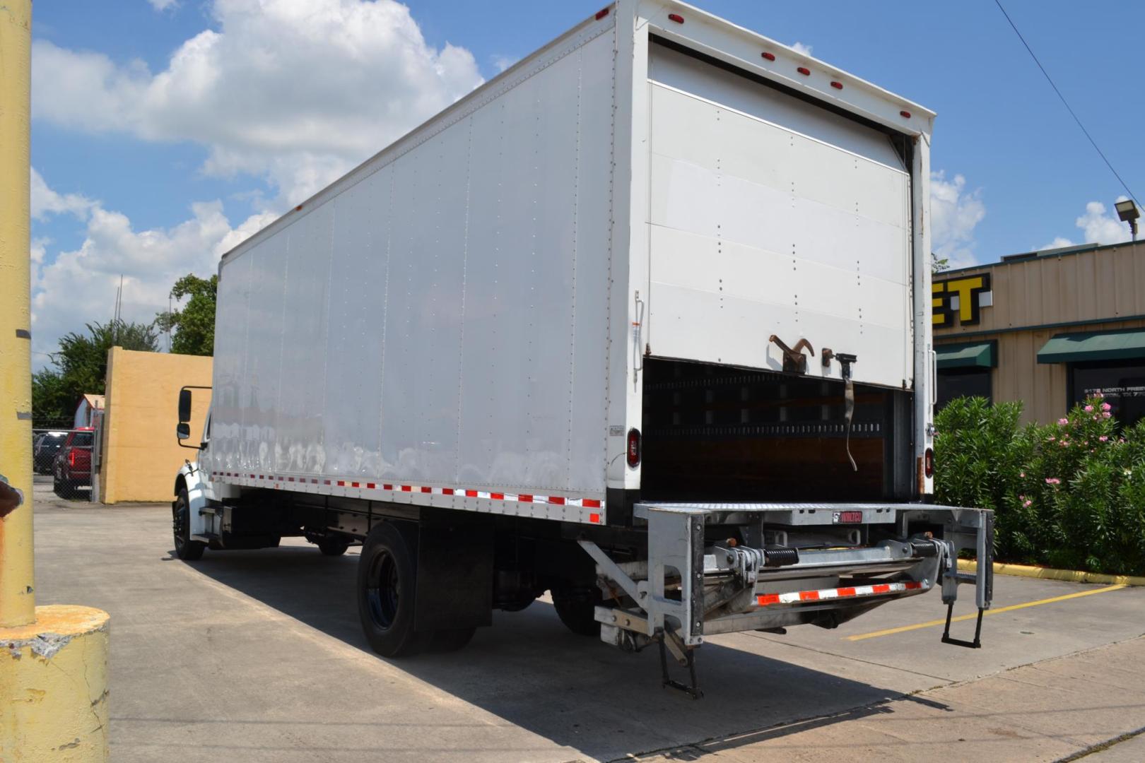 2019 WHITE /BLACK FREIGHTLINER M2-106 (3ALACWFC8KD) with an CUMMINS B6.7L 240HP engine, ALLISON 2500RDS AUTOMATIC transmission, located at 9172 North Fwy, Houston, TX, 77037, (713) 910-6868, 29.887470, -95.411903 - Photo#5