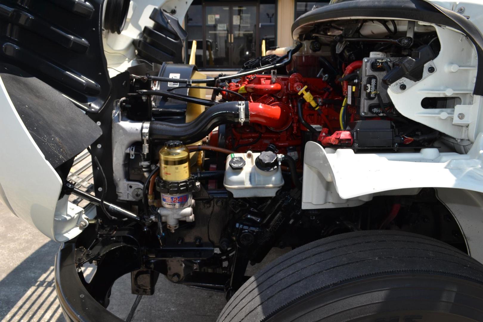 2019 WHITE /BLACK FREIGHTLINER M2-106 (3ALACWFC8KD) with an CUMMINS B6.7L 240HP engine, ALLISON 2500RDS AUTOMATIC transmission, located at 9172 North Fwy, Houston, TX, 77037, (713) 910-6868, 29.887470, -95.411903 - Photo#18