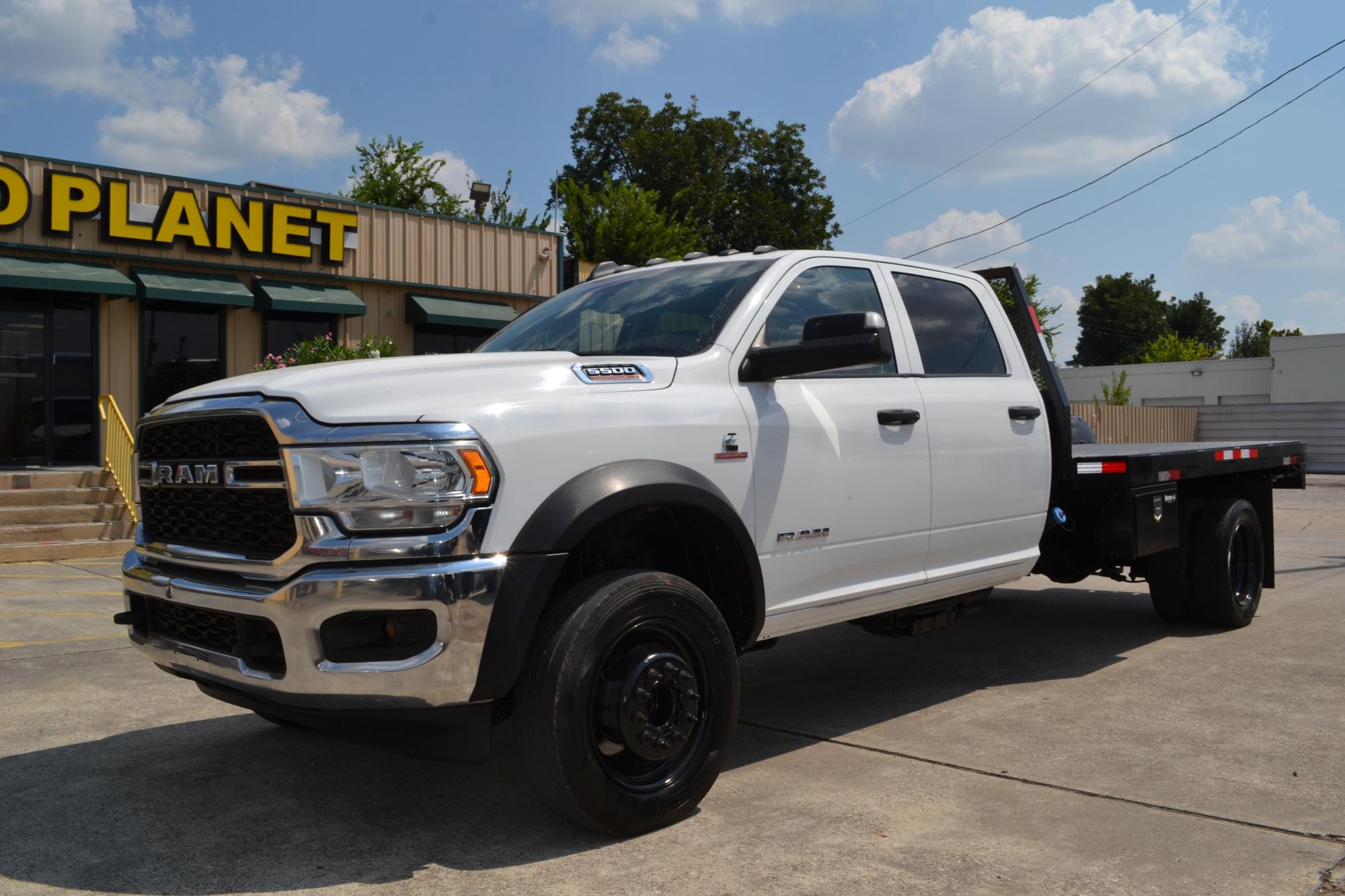 photo of 2019 RAM 5500 HD 11 FT FLATBED 