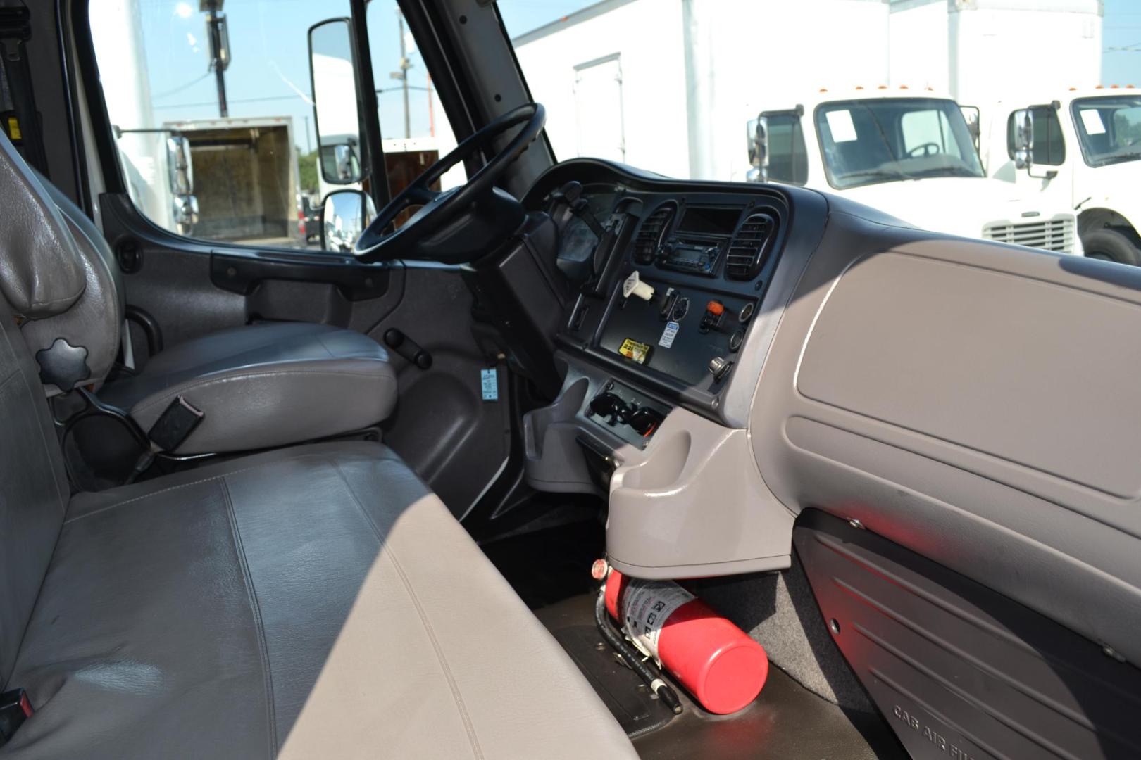2014 WHITE /BLACK FREIGHTLINER M2-106 (1FVACWDT8EH) with an CUMMINS ISB 6.7L 240HP engine, ALLISON 2100HS AUTOMATIC transmission, located at 9172 North Fwy, Houston, TX, 77037, (713) 910-6868, 29.887470, -95.411903 - Photo#9
