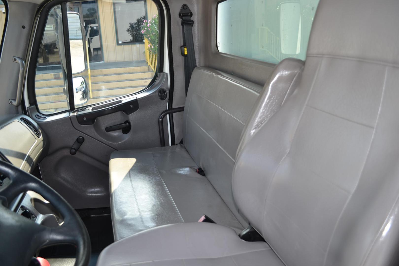 2014 WHITE /BLACK FREIGHTLINER M2-106 (1FVACWDT8EH) with an CUMMINS ISB 6.7L 240HP engine, ALLISON 2100HS AUTOMATIC transmission, located at 9172 North Fwy, Houston, TX, 77037, (713) 910-6868, 29.887470, -95.411903 - Photo#10
