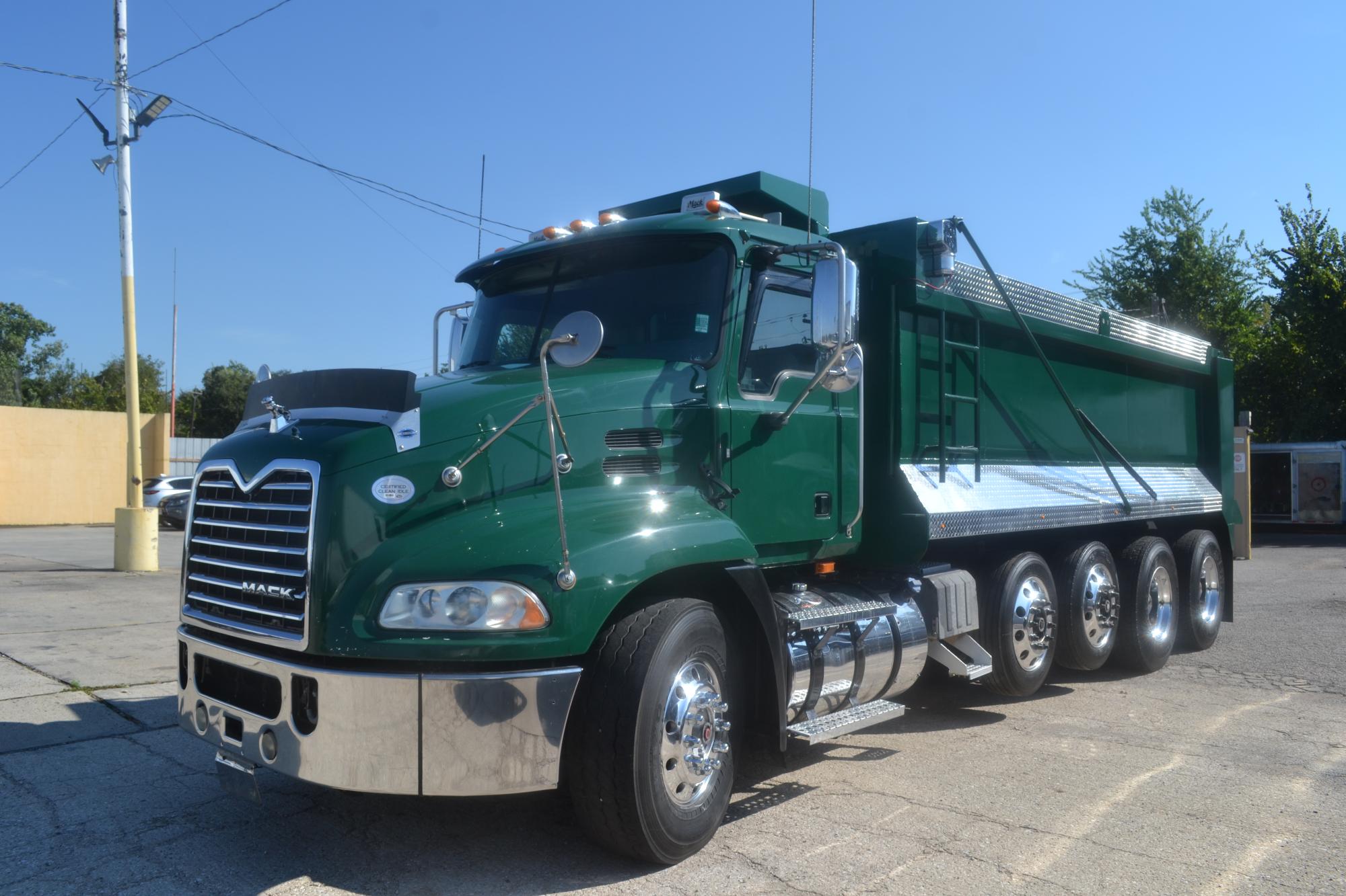 photo of 2017 MACK CXU613 QUAD AXLE DUMP TRUCK 