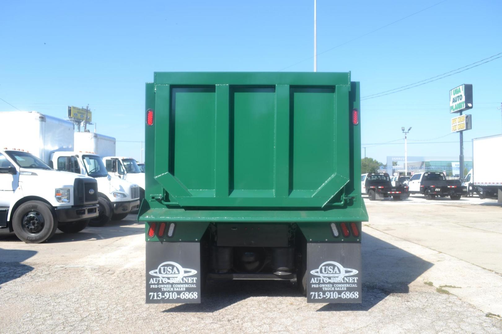 2017 GREEN /BLACK MACK CXU613 (1M1AW07Y0HM) with an MACK MP8 12.8L 505HP engine, 18 SPD MANUAL transmission, located at 9172 North Fwy, Houston, TX, 77037, (713) 910-6868, 29.887470, -95.411903 - 19 FT DUMP BODY= 22 CUBIC YARDS,FRONT AXLE: 14,600 LB , 2 X LIFT AXLES : 13,000 LB, REAR AXLE: 46,000 LB, WHEELBASE: 252", RATIO: 3.73, DOUBLE CHASSIS, FULL LOCKERS, 315 FRONT TIRES, AIR RIDE SUSPENSION, ELECTRIC TARP, 75 GALLON FUEL CAPACITY, AIR TAILGATE, ENGINE BRAKE, POWER WINDOWS & LOCKS & MIRR - Photo#5