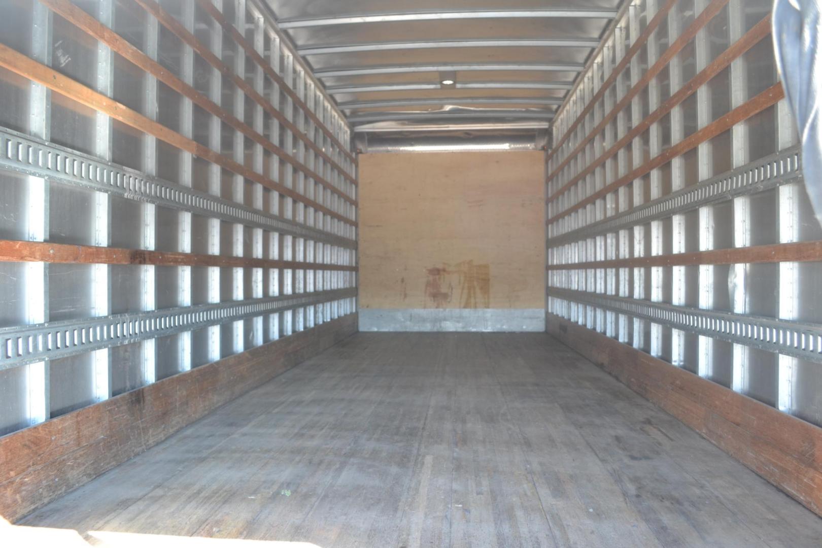 2020 WHITE /BLACK HINO 268 (5PVNJ8JV7L5) with an HINO J08E-WU 8.0L 230HP engine, ALLISON 2500RDS AUTOMATIC transmission, located at 9172 North Fwy, Houston, TX, 77037, (713) 910-6868, 29.887470, -95.411903 - 25,950 LB GVWR , 26 FT BOX , HEIGHT 102" X WIDTH 102", MAXON 2,500 LB LIFT GATE, SPRING SUSPENSION, 70 GALLON FUEL CAPACITY, EXHAUST BRAKE - Photo#7