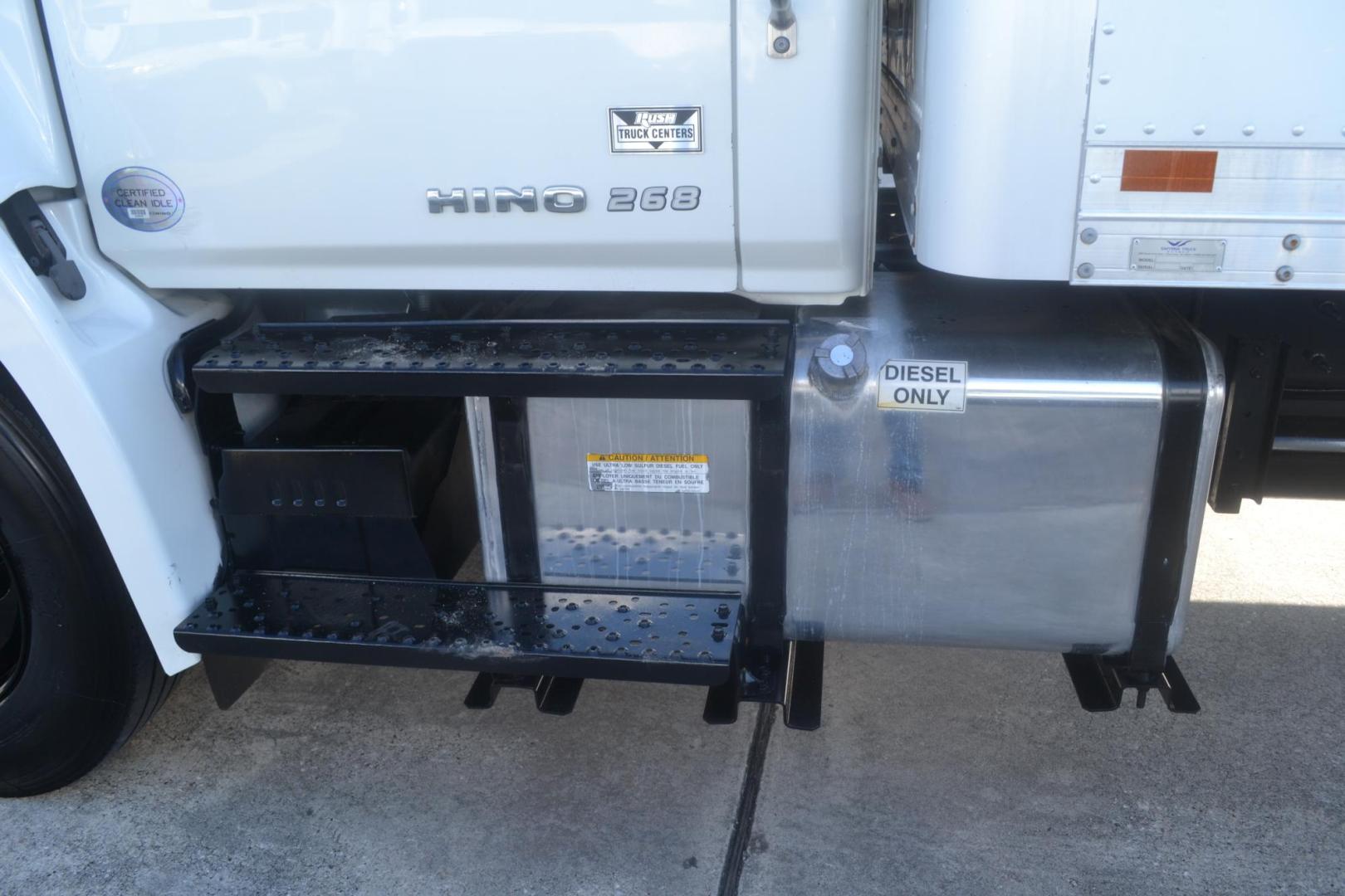 2020 WHITE /BLACK HINO 268 (5PVNJ8JV7L5) with an HINO J08E-WU 8.0L 230HP engine, ALLISON 2500RDS AUTOMATIC transmission, located at 9172 North Fwy, Houston, TX, 77037, (713) 910-6868, 29.887470, -95.411903 - 25,950 LB GVWR , 26 FT BOX , HEIGHT 102" X WIDTH 102", MAXON 2,500 LB LIFT GATE, SPRING SUSPENSION, 70 GALLON FUEL CAPACITY, EXHAUST BRAKE - Photo#10