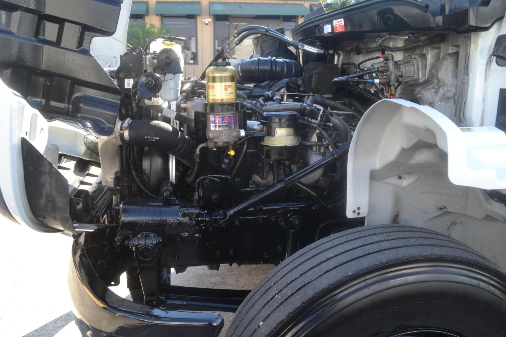 2020 WHITE /BLACK HINO 268 (5PVNJ8JV7L5) with an HINO J08E-WU 8.0L 230HP engine, ALLISON 2500RDS AUTOMATIC transmission, located at 9172 North Fwy, Houston, TX, 77037, (713) 910-6868, 29.887470, -95.411903 - 25,950 LB GVWR , 26 FT BOX , HEIGHT 102" X WIDTH 102", MAXON 2,500 LB LIFT GATE, SPRING SUSPENSION, 70 GALLON FUEL CAPACITY, EXHAUST BRAKE - Photo#16